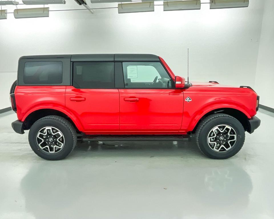 new 2024 Ford Bronco car, priced at $49,904