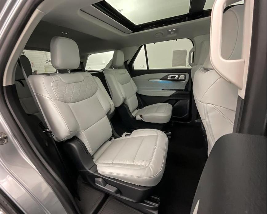 new 2025 Ford Explorer car, priced at $57,019