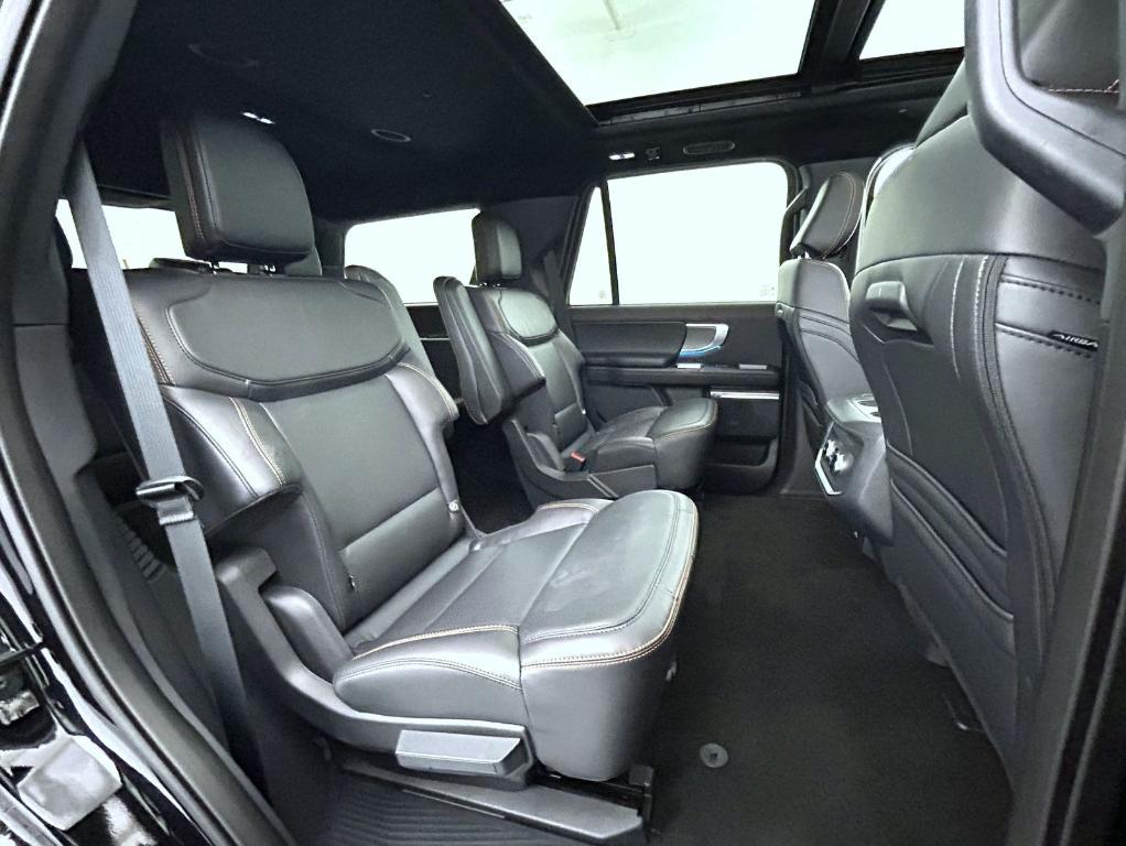new 2025 Ford Expedition car, priced at $82,324