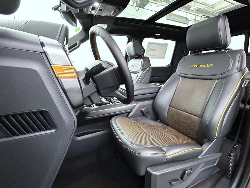 new 2025 Ford F-150 car, priced at $70,434