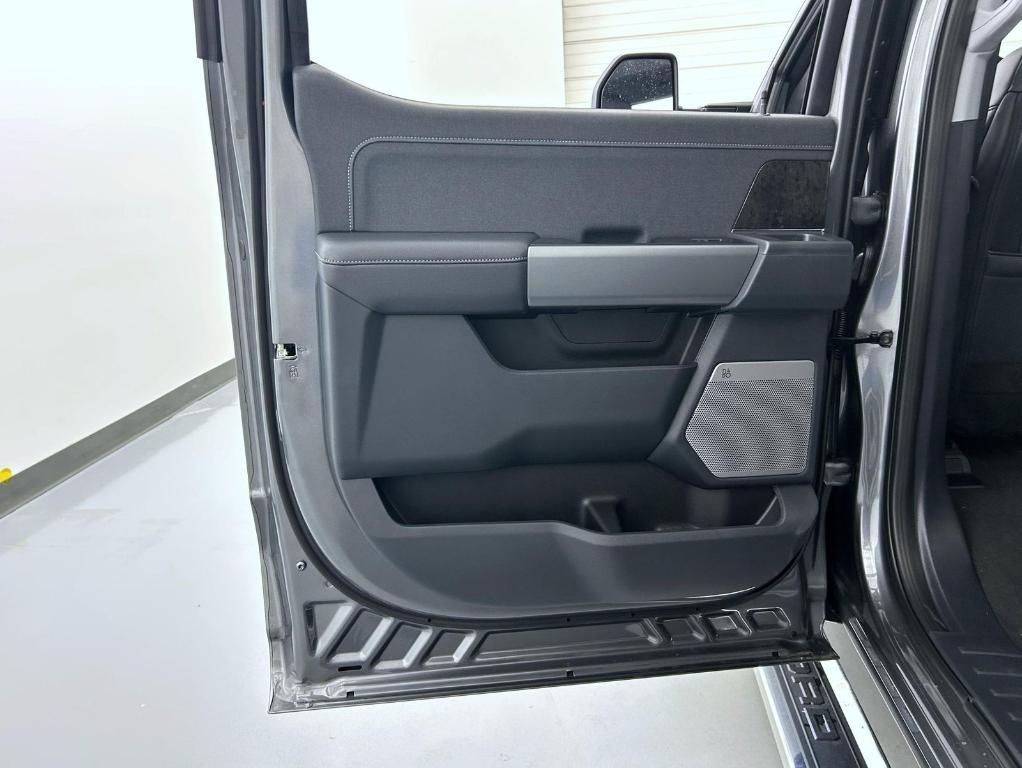 new 2025 Ford F-250 car, priced at $76,524