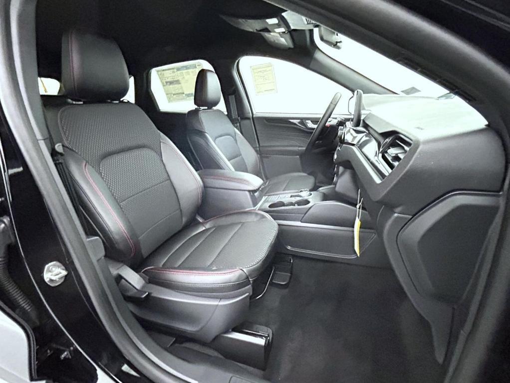 new 2025 Ford Escape car, priced at $30,930