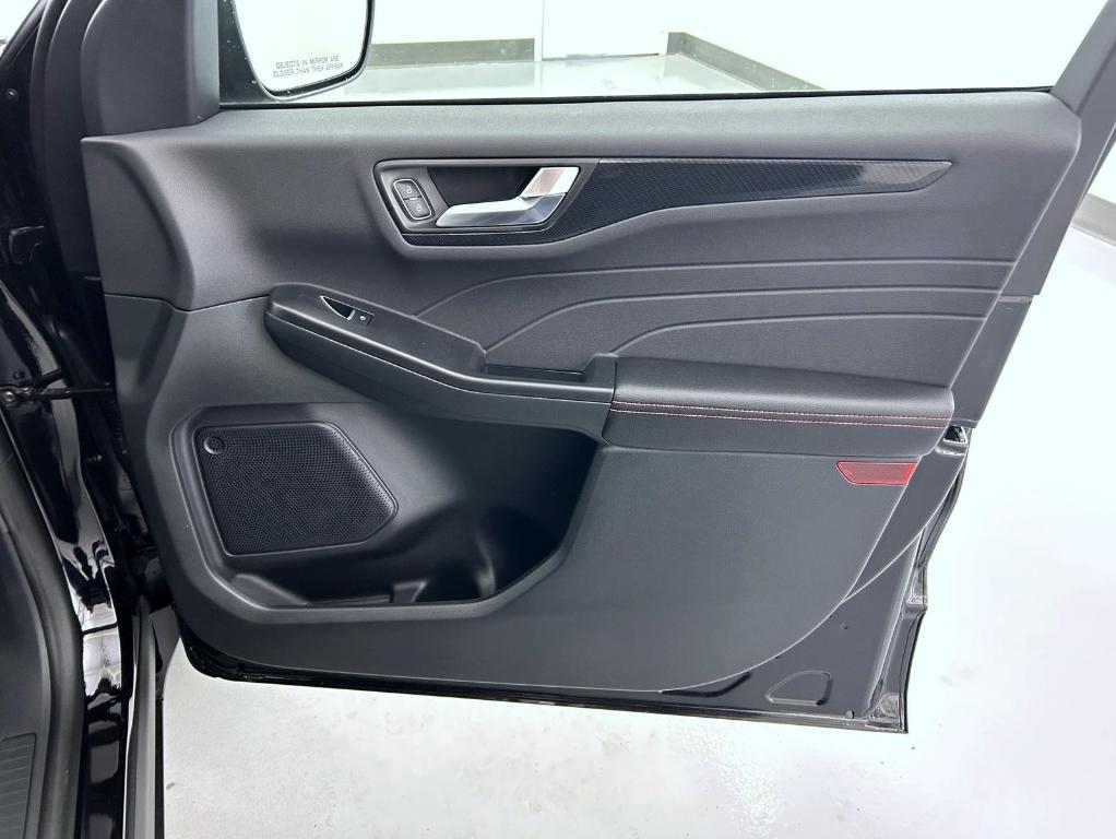 new 2025 Ford Escape car, priced at $30,930