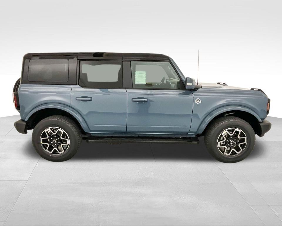 new 2024 Ford Bronco car, priced at $50,409