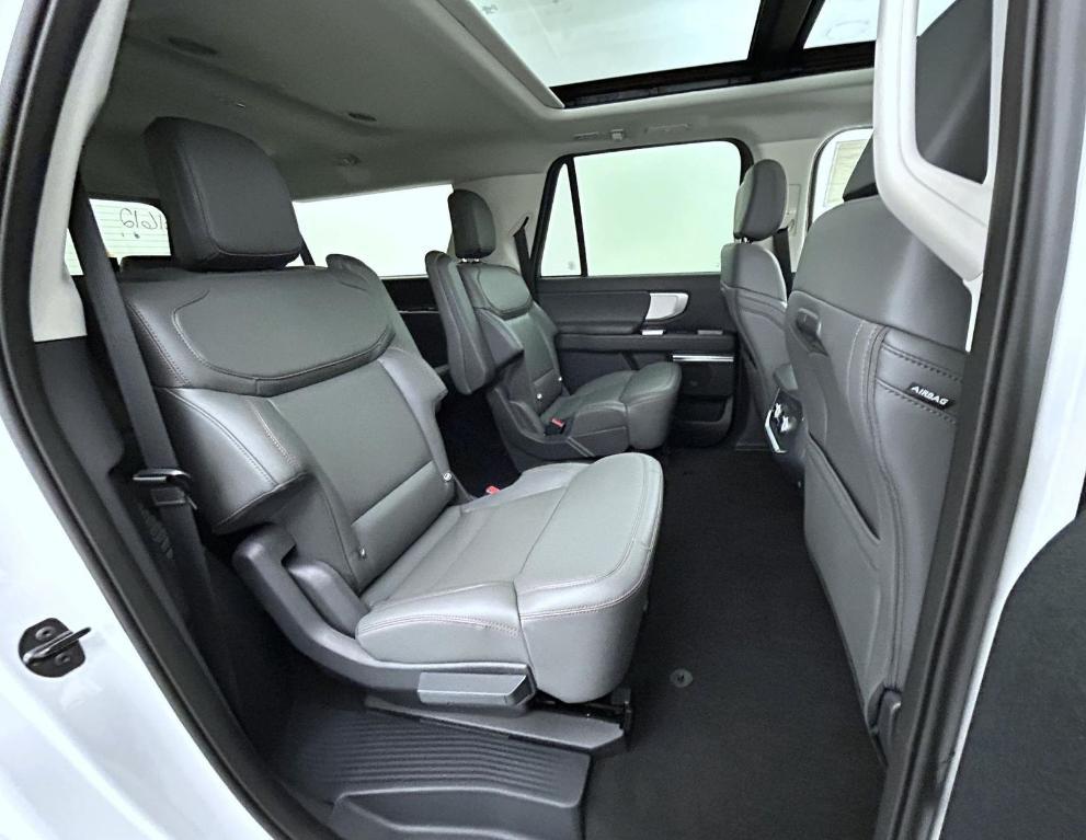 new 2025 Ford Expedition Max car, priced at $72,509