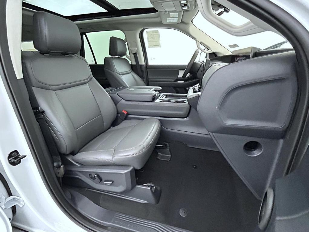 new 2025 Ford Expedition Max car, priced at $72,509
