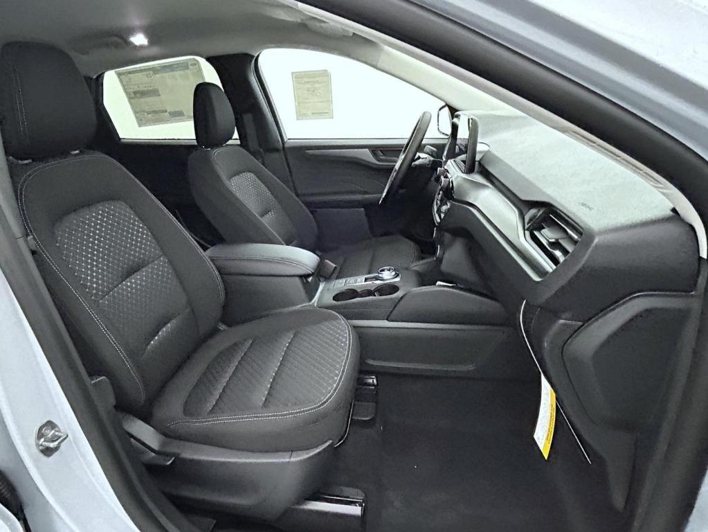 new 2025 Ford Escape car, priced at $27,046