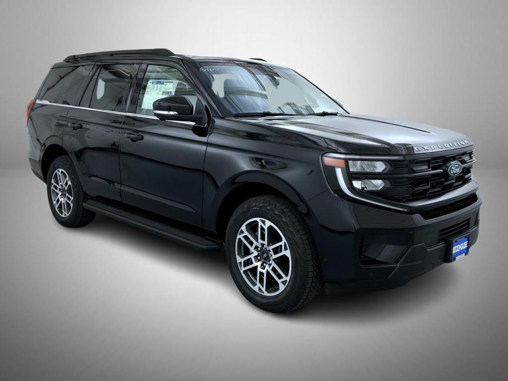 new 2025 Ford Expedition car, priced at $69,254
