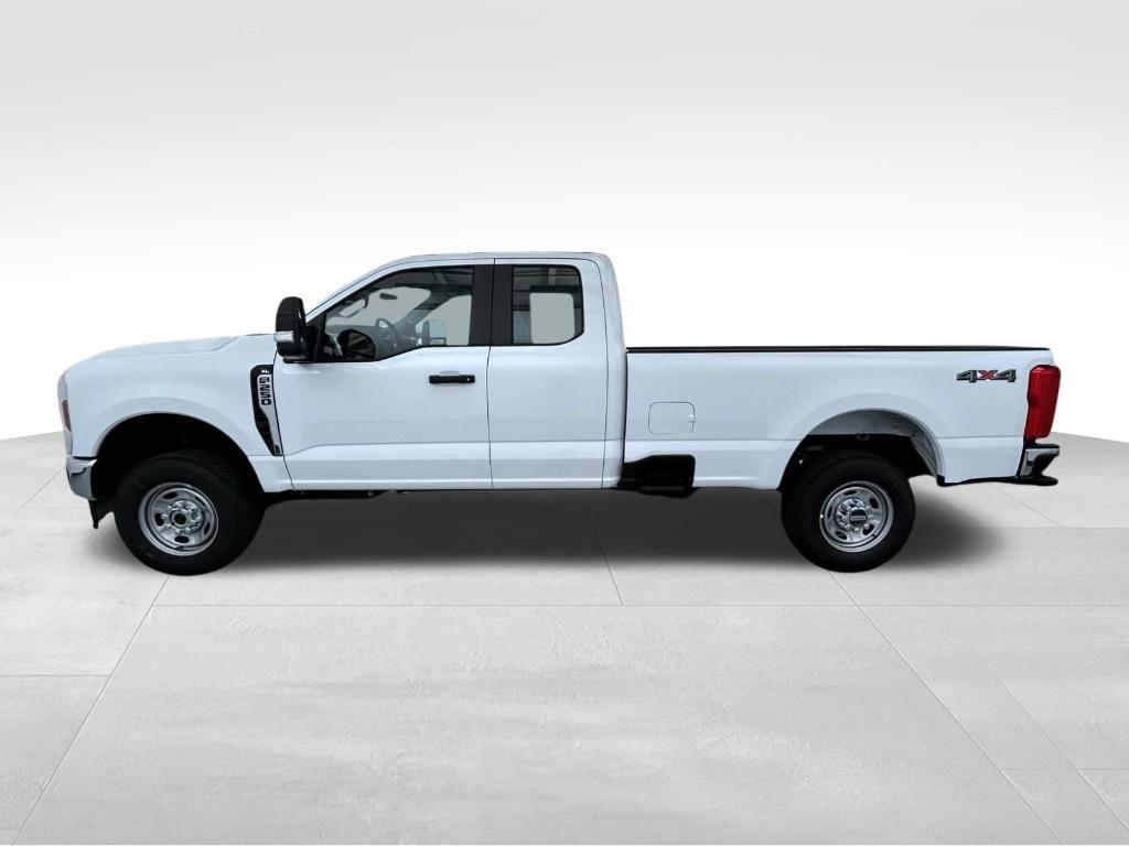 new 2025 Ford F-250 car, priced at $48,654