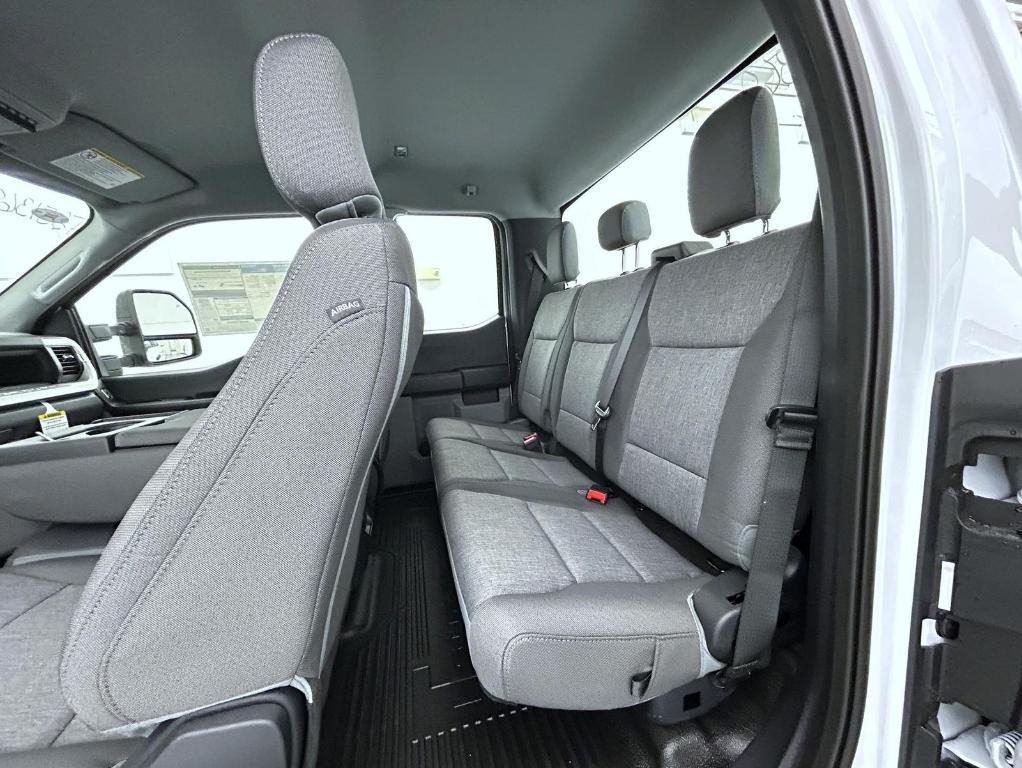 new 2025 Ford F-250 car, priced at $48,654