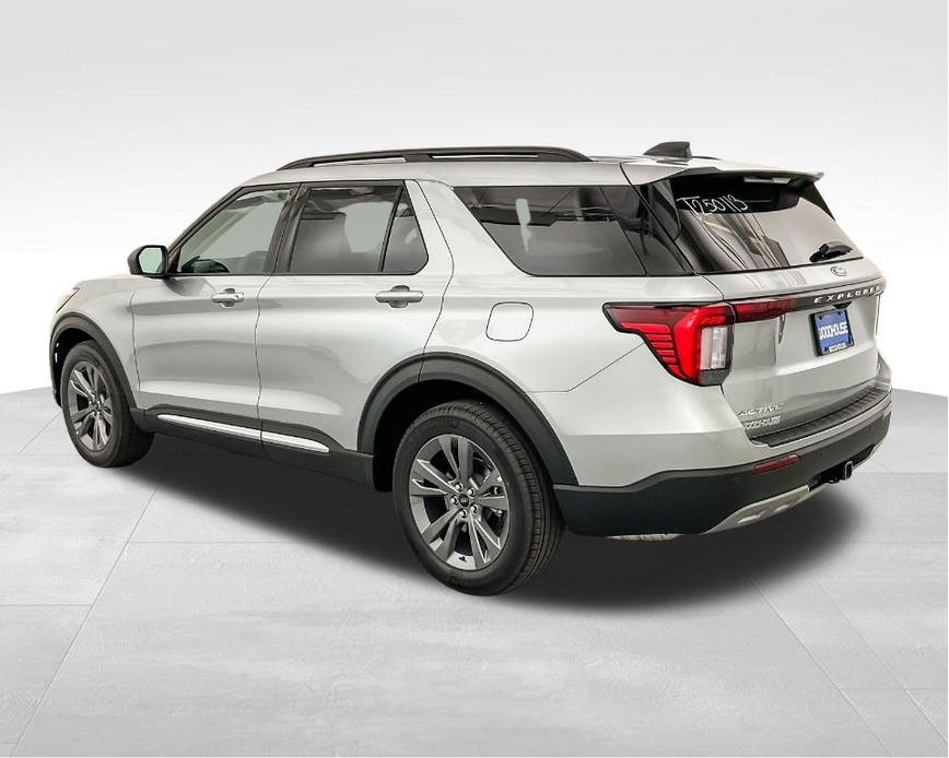 new 2025 Ford Explorer car, priced at $47,404