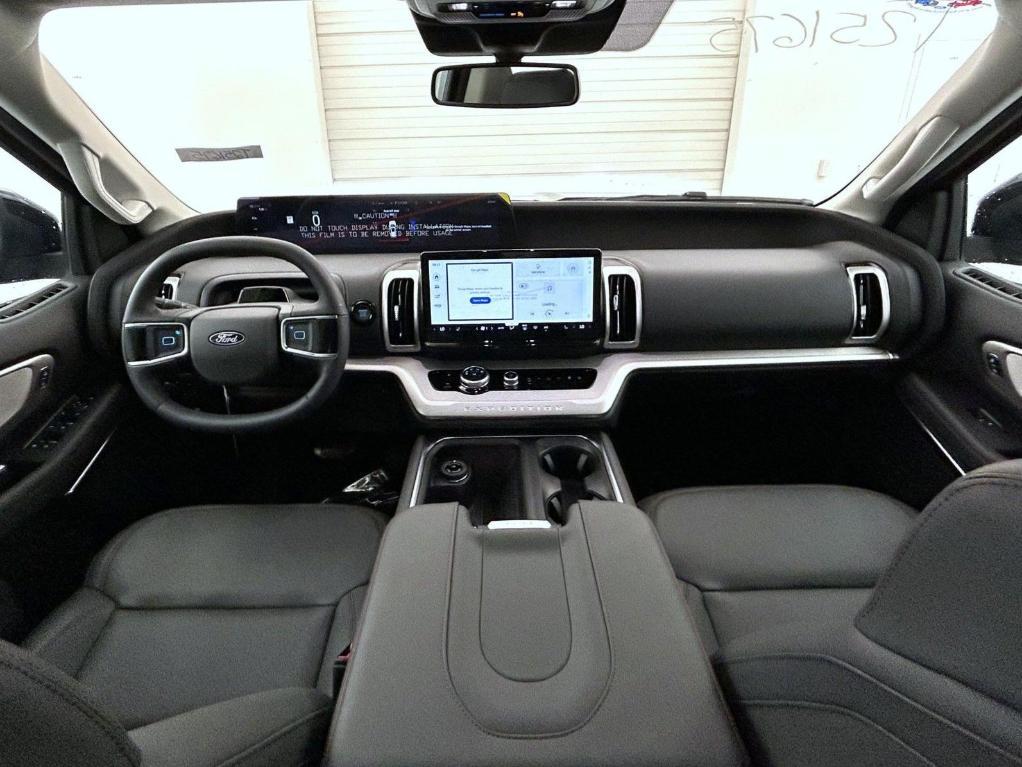 new 2025 Ford Expedition Max car, priced at $75,619