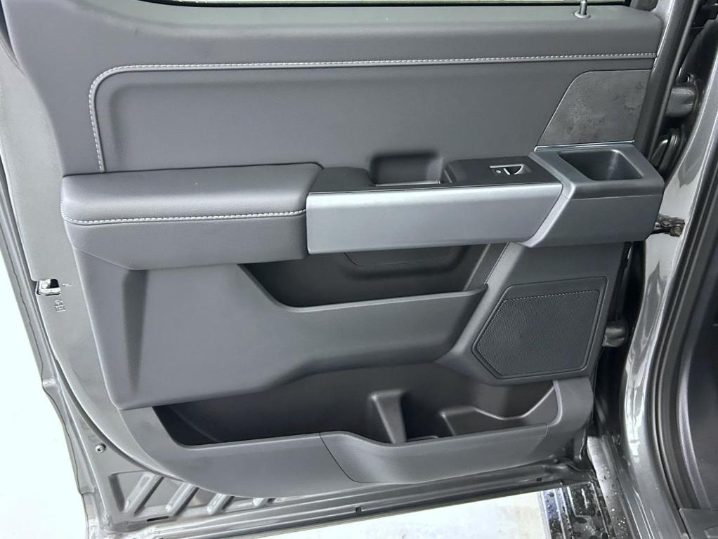 new 2025 Ford F-150 car, priced at $53,294
