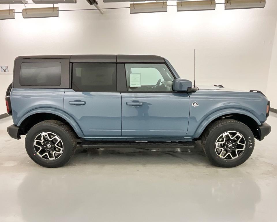 new 2024 Ford Bronco car, priced at $47,674