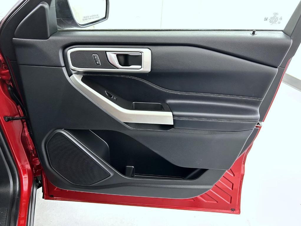 used 2022 Ford Explorer car, priced at $33,611