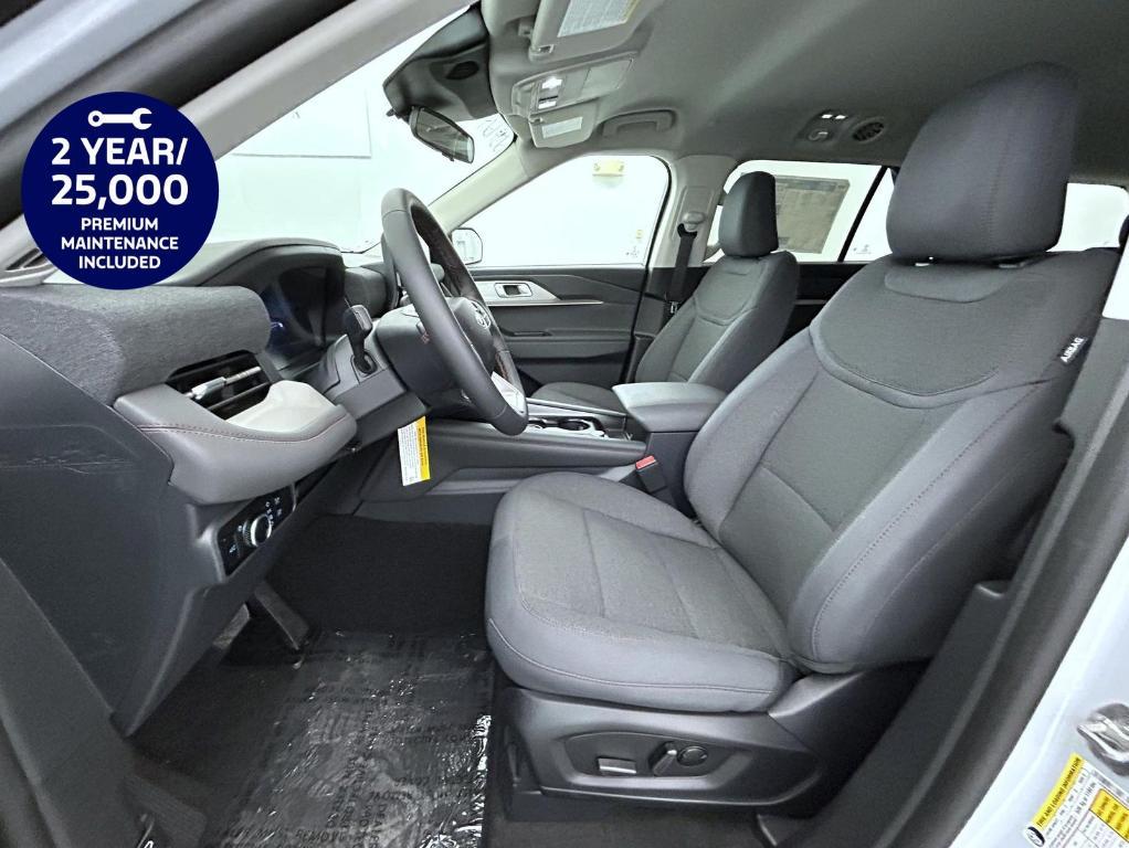 new 2025 Ford Explorer car, priced at $39,365