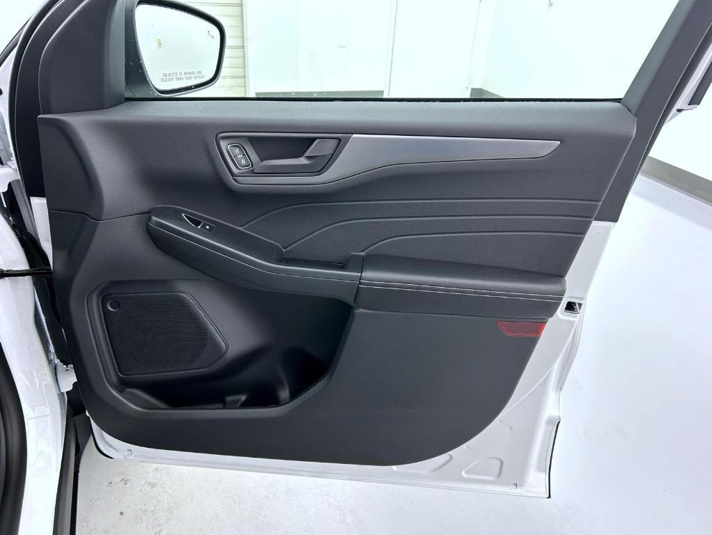 new 2026 Ford Escape car, priced at $32,884