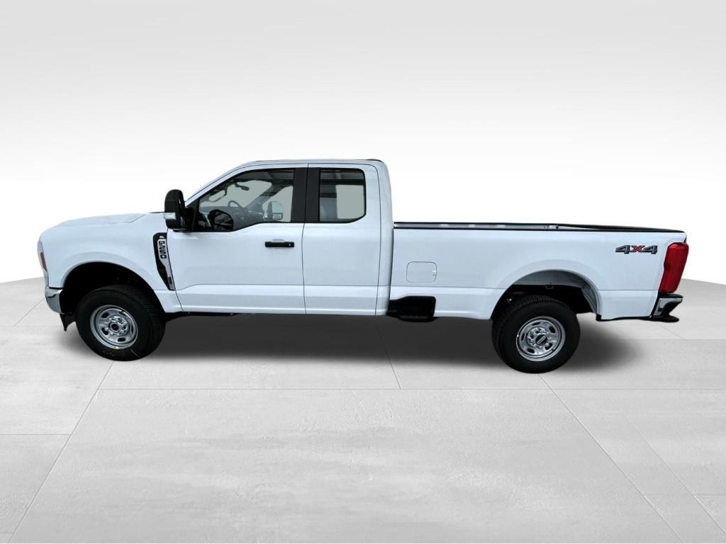 new 2025 Ford F-250 car, priced at $48,324
