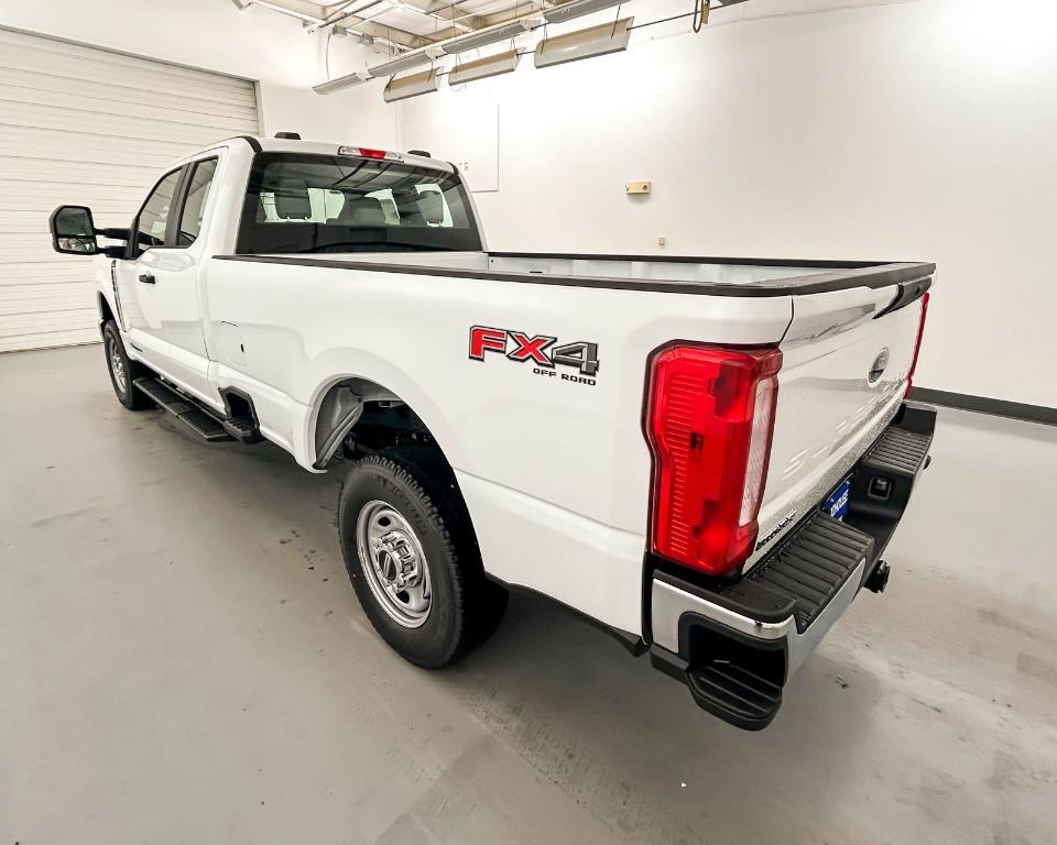 new 2024 Ford F-250 car, priced at $59,734