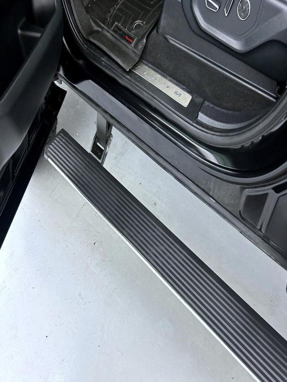 used 2020 Ford F-250 car, priced at $60,270