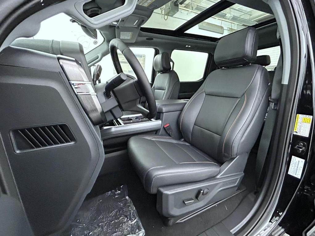 new 2025 Ford F-250 car, priced at $88,854