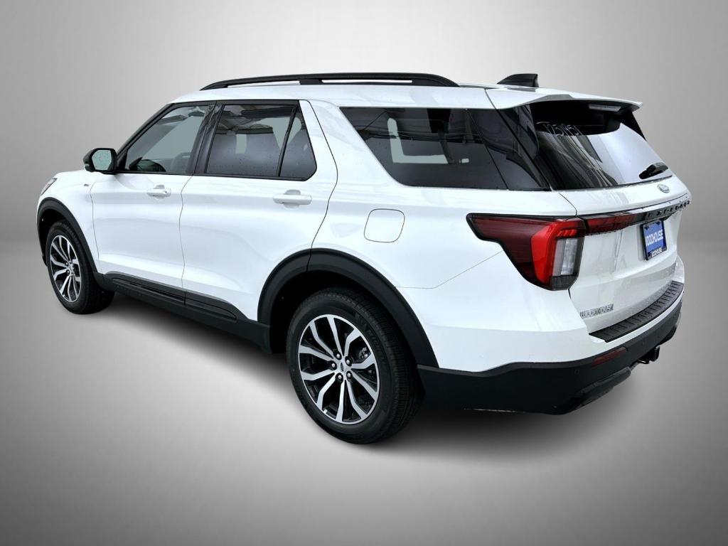 new 2025 Ford Explorer car, priced at $46,477