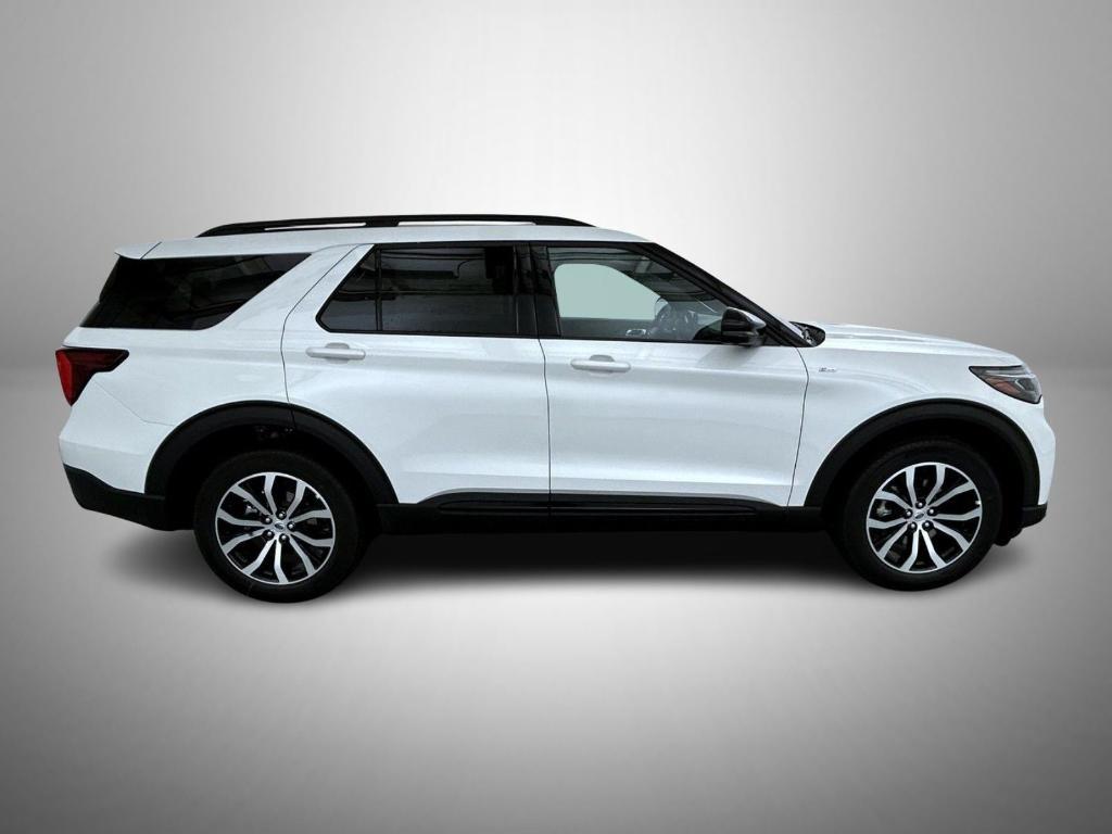 new 2025 Ford Explorer car, priced at $46,477