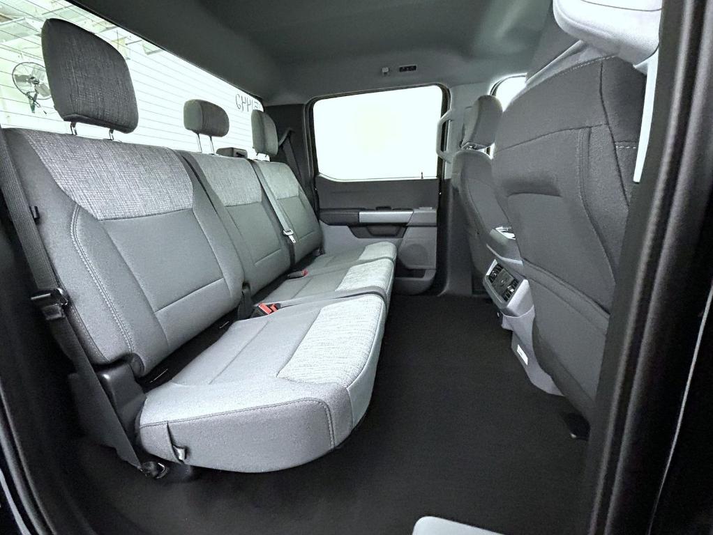 new 2025 Ford F-250 car, priced at $65,119