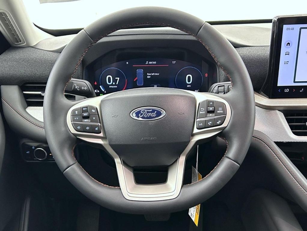 new 2025 Ford Explorer car, priced at $41,366