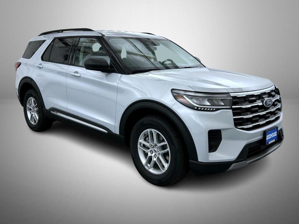 new 2025 Ford Explorer car, priced at $41,366
