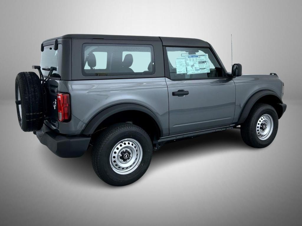 new 2025 Ford Bronco car, priced at $38,657