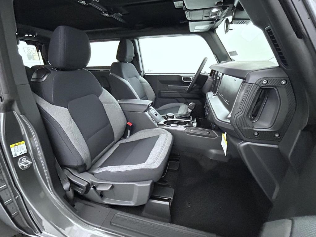 new 2025 Ford Bronco car, priced at $38,657