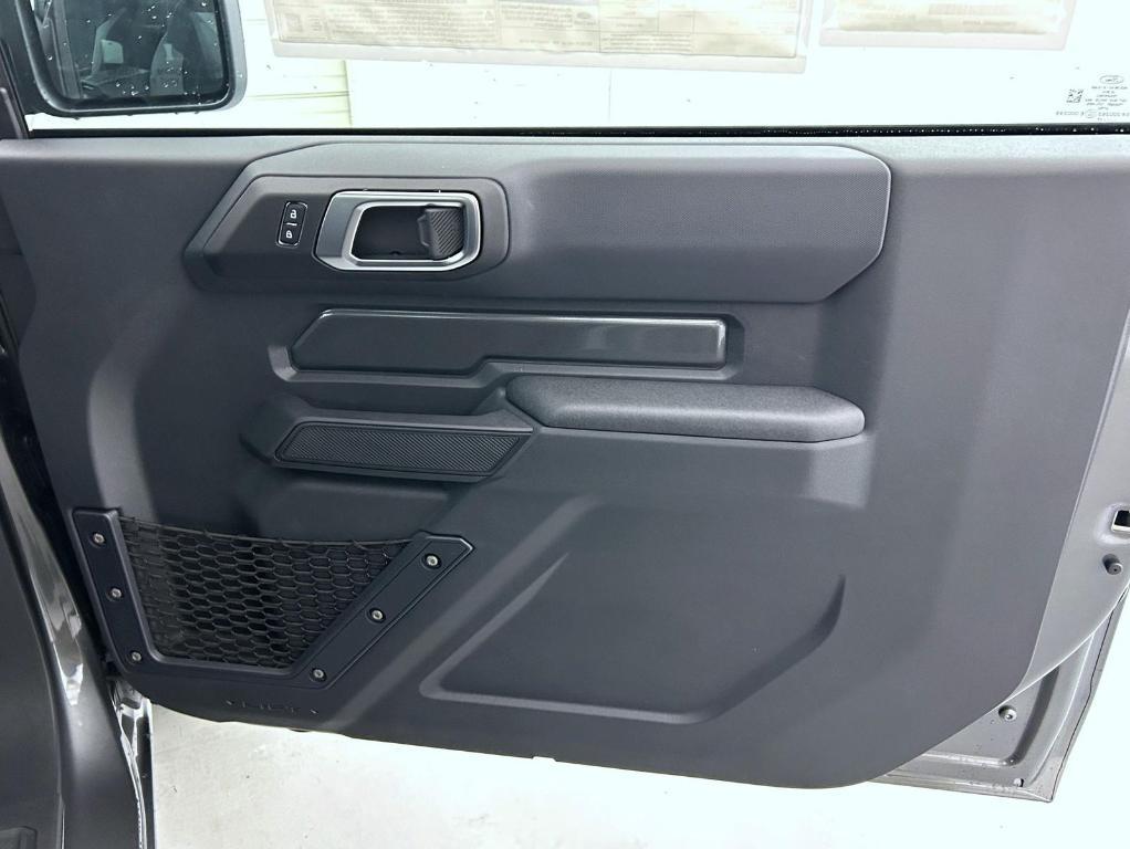 new 2025 Ford Bronco car, priced at $38,657