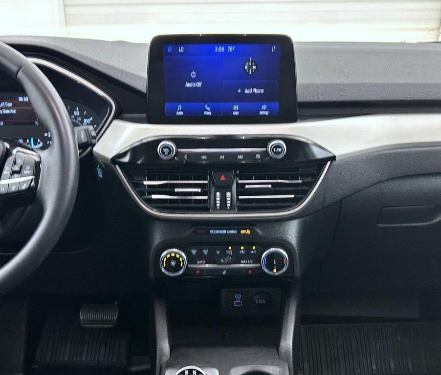 used 2022 Ford Escape car, priced at $23,787