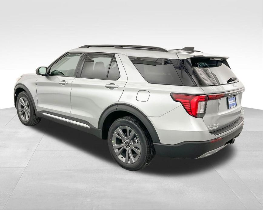 new 2025 Ford Explorer car, priced at $49,279