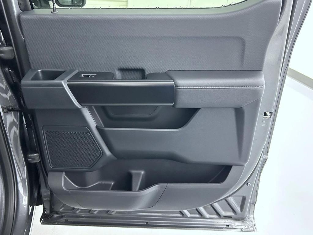 new 2025 Ford F-150 car, priced at $47,917