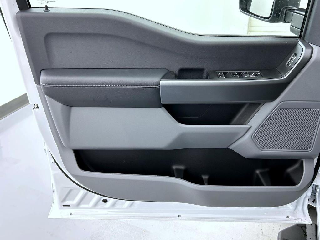 new 2025 Ford F-250 car, priced at $64,819