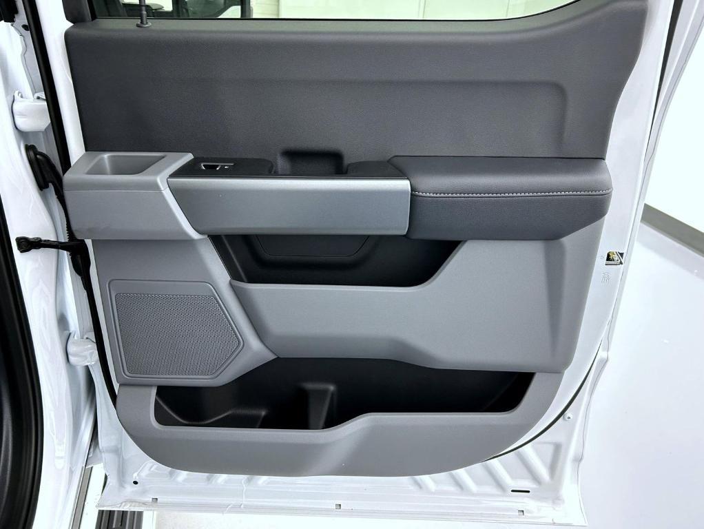 new 2025 Ford F-250 car, priced at $64,819