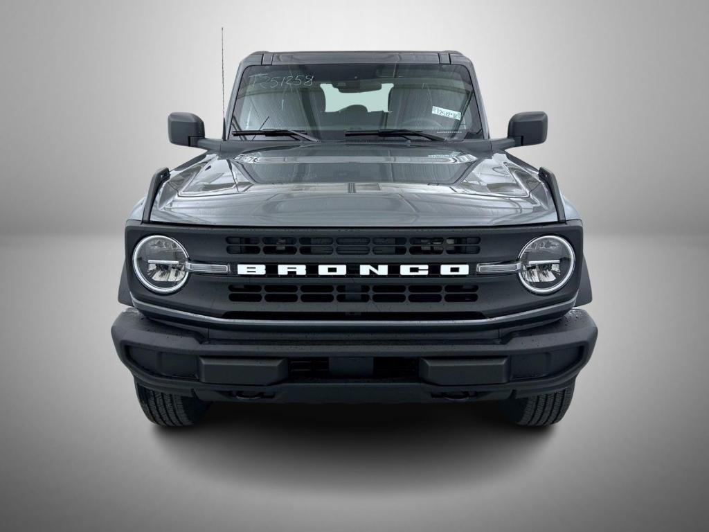 new 2025 Ford Bronco car, priced at $40,728