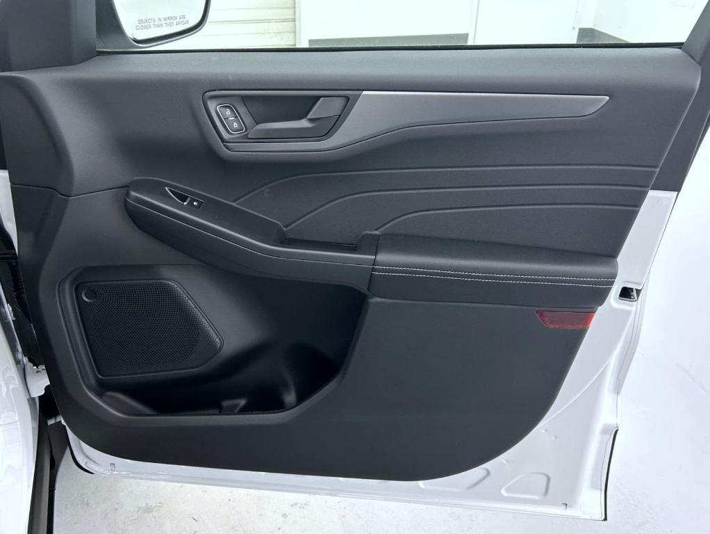 new 2026 Ford Escape car, priced at $33,884