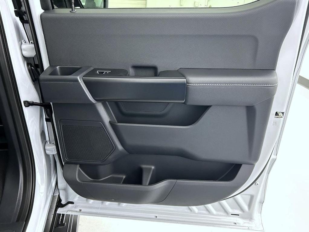 new 2025 Ford F-150 car, priced at $49,924