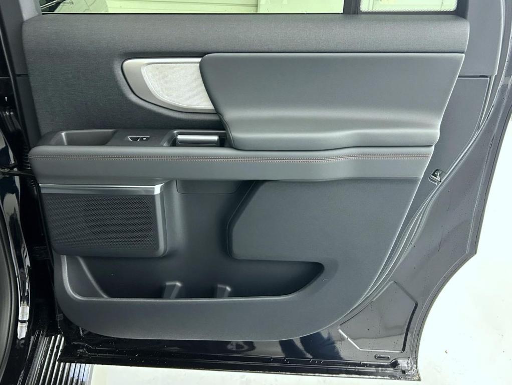 new 2025 Ford Expedition Max car, priced at $73,755