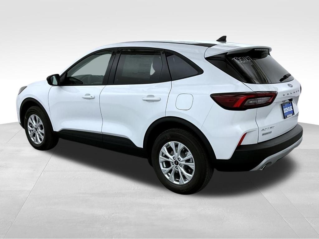 new 2025 Ford Escape car, priced at $29,458