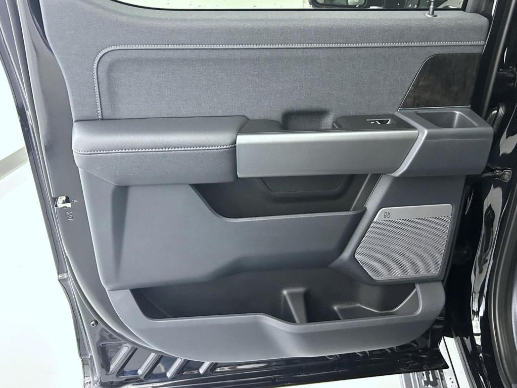 new 2025 Ford F-250 car, priced at $79,918