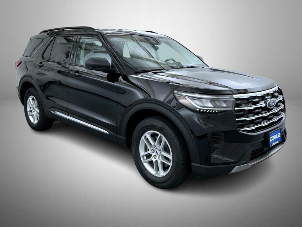 new 2025 Ford Explorer car, priced at $39,366