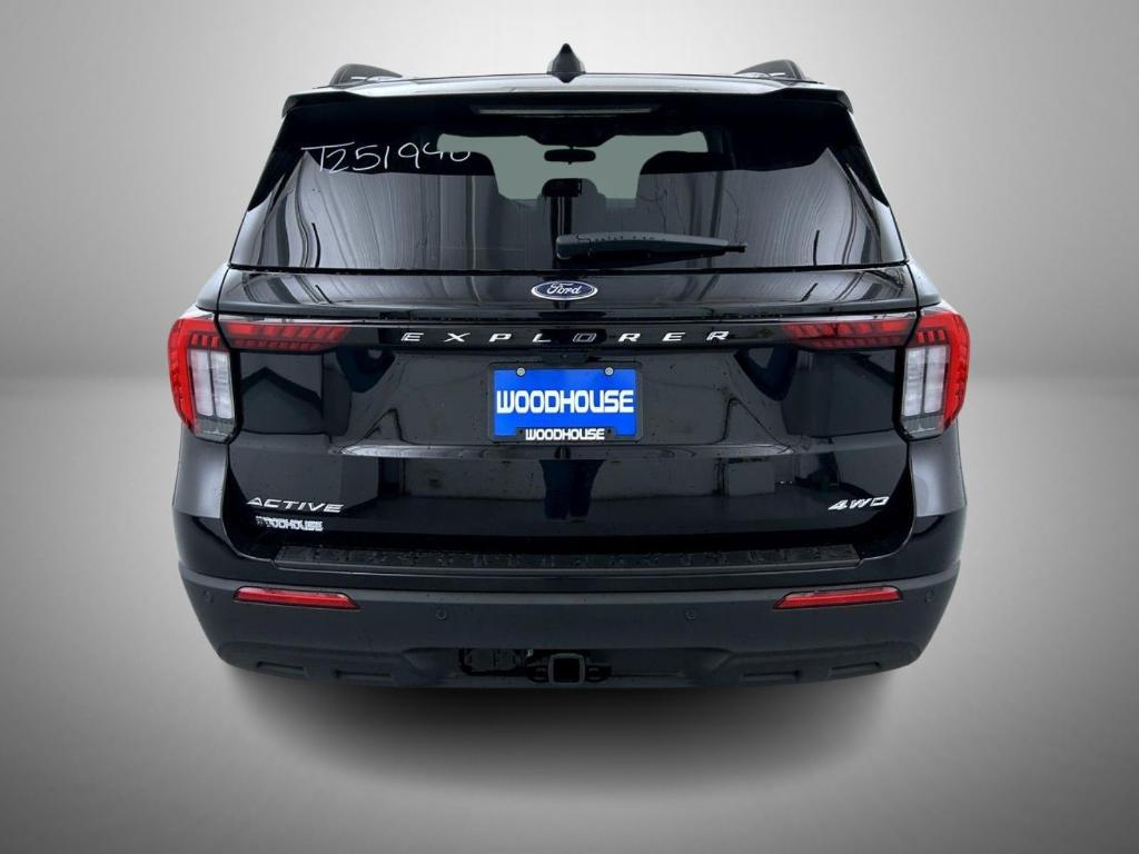 new 2025 Ford Explorer car, priced at $39,366