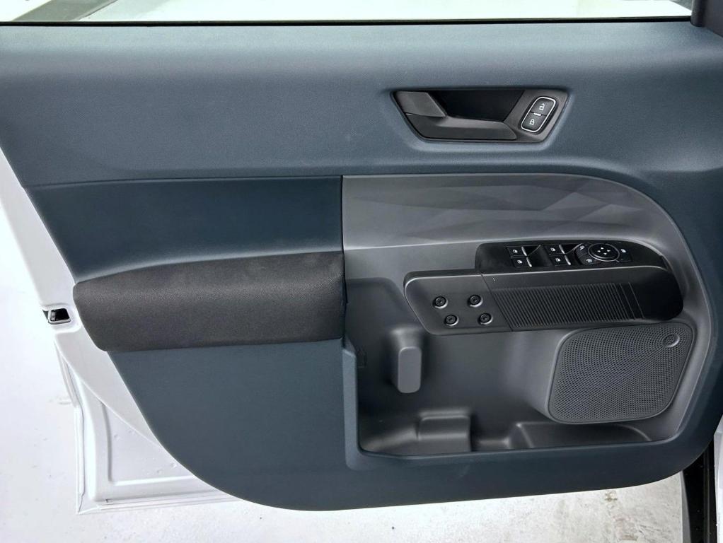 new 2025 Ford Maverick car, priced at $30,234