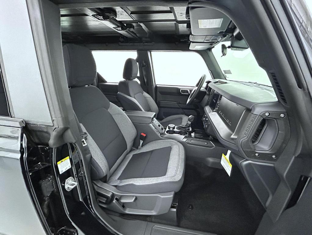new 2025 Ford Bronco car, priced at $40,263