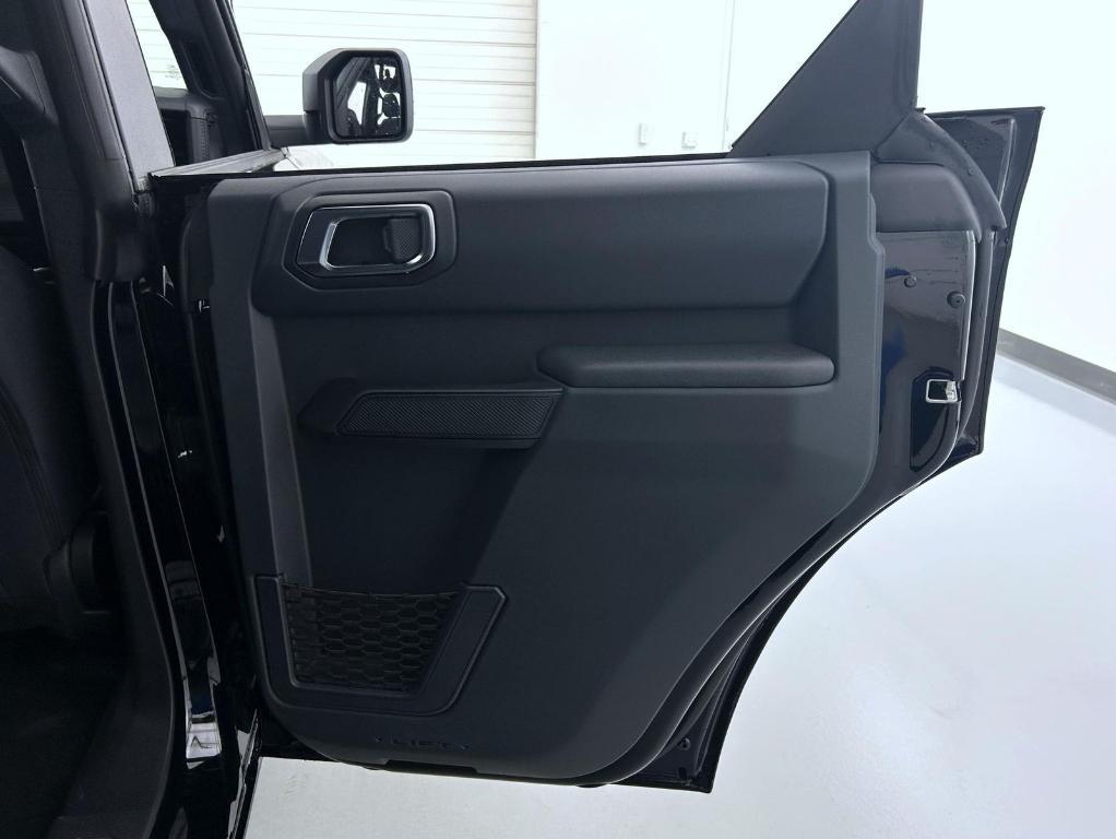 new 2025 Ford Bronco car, priced at $40,263