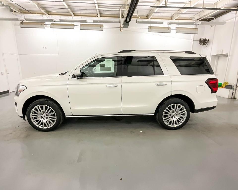 new 2024 Ford Expedition car, priced at $66,694